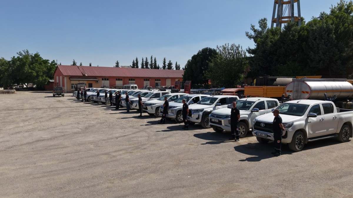 Halk Sağlığını Korumak İçin 19 Ekiple Sahadalar